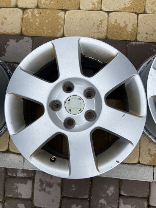 Оригінальні диски skoda r15 5/112 et47