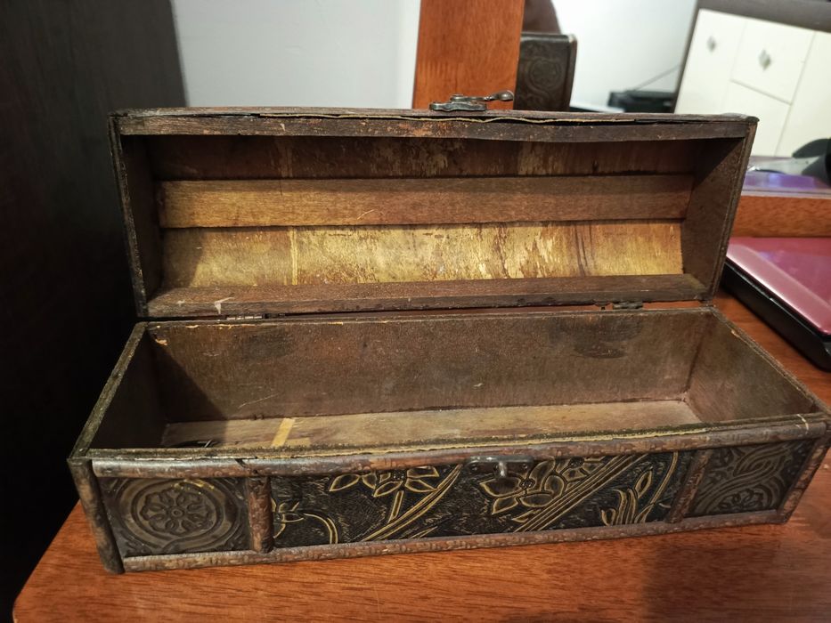 Piękna szkatułka kuferek