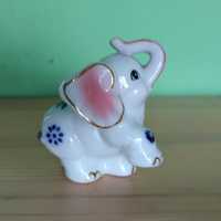 Słoń słonik na szczęście porcelanowy