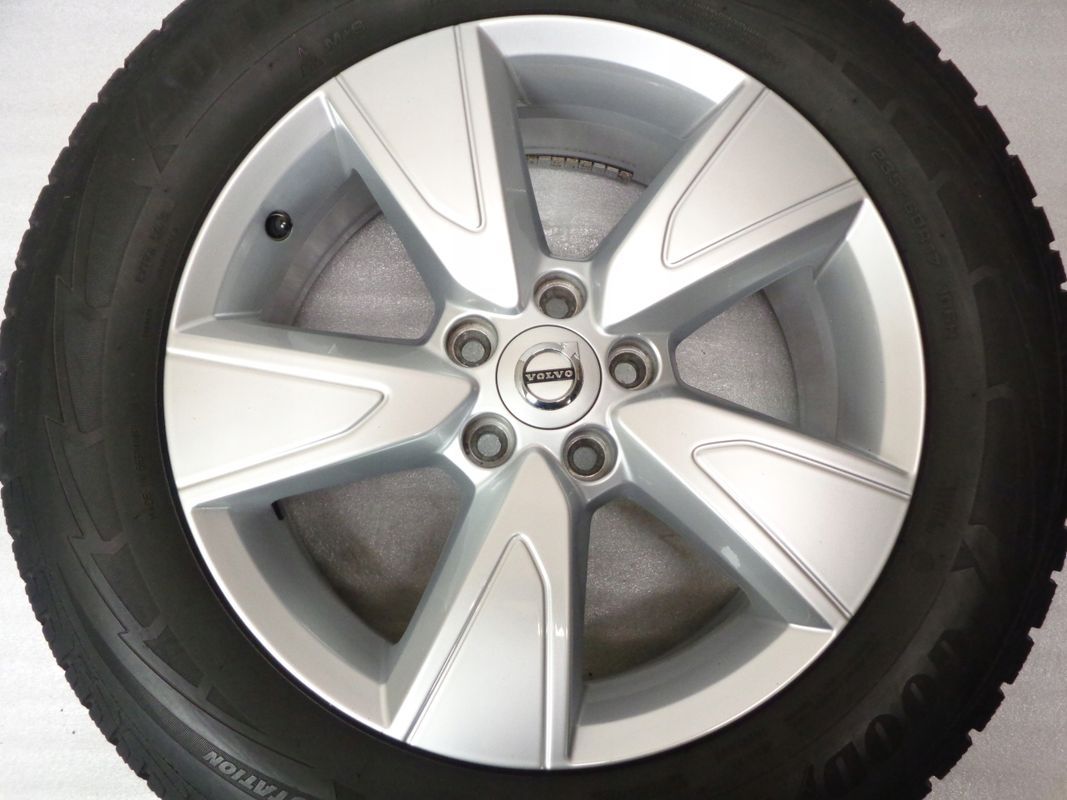 Felgi 17 Alufelgi 5x108 Volvo Xc40 Xc60 Xc70 Et 50,5 Okazja