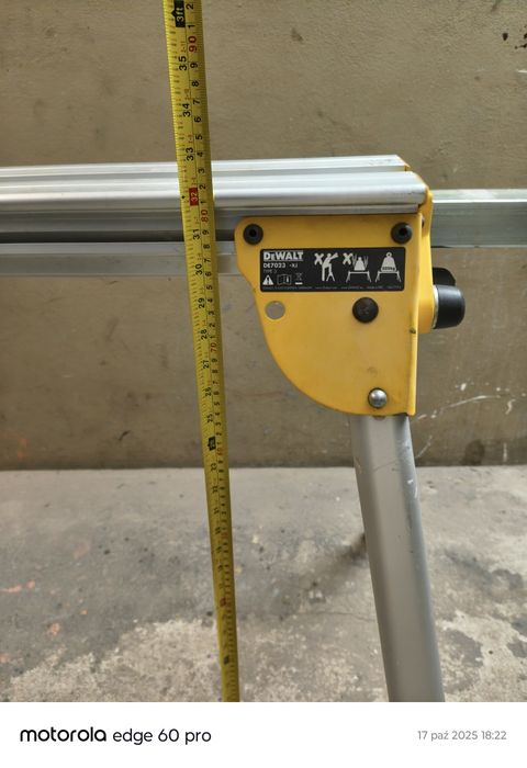 Stojak do ukosnicny Dewalt