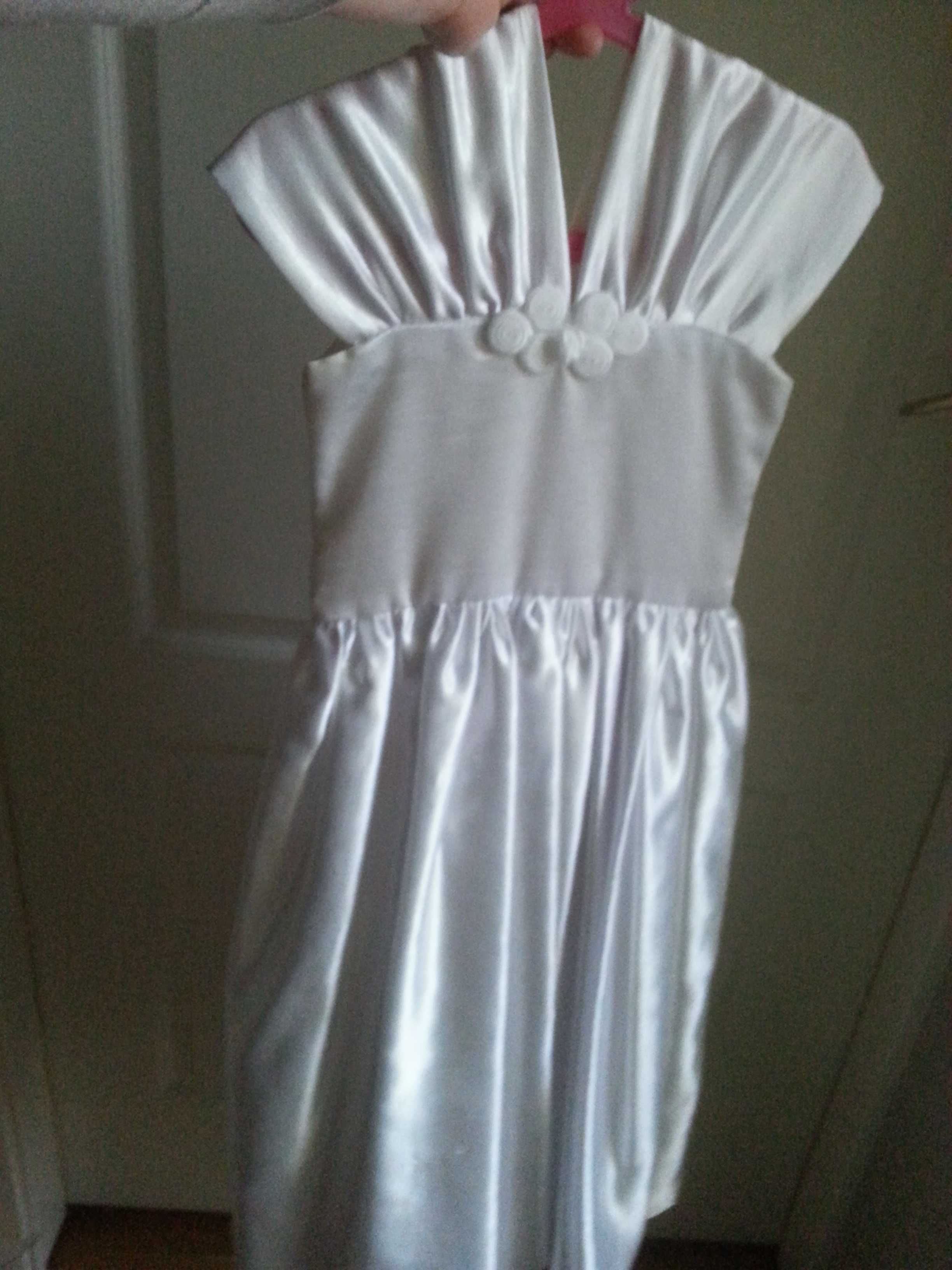 Biała sukienka komunijna na drobną dziewczynkę., chrzest