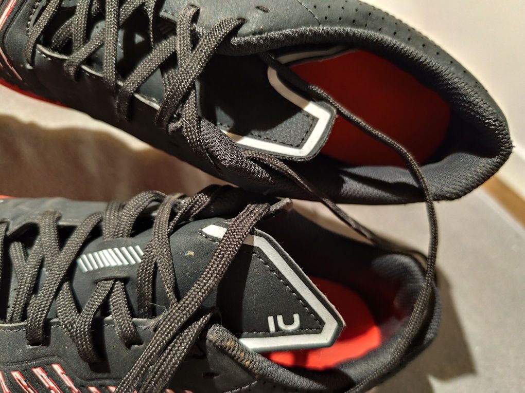 Halówki Decathlon NOWE 38