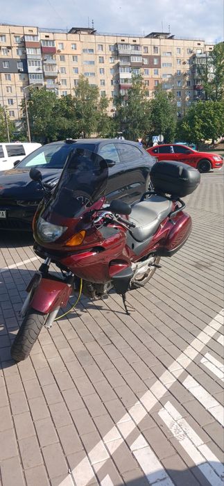 Honda Deauville в ідеальному стані.