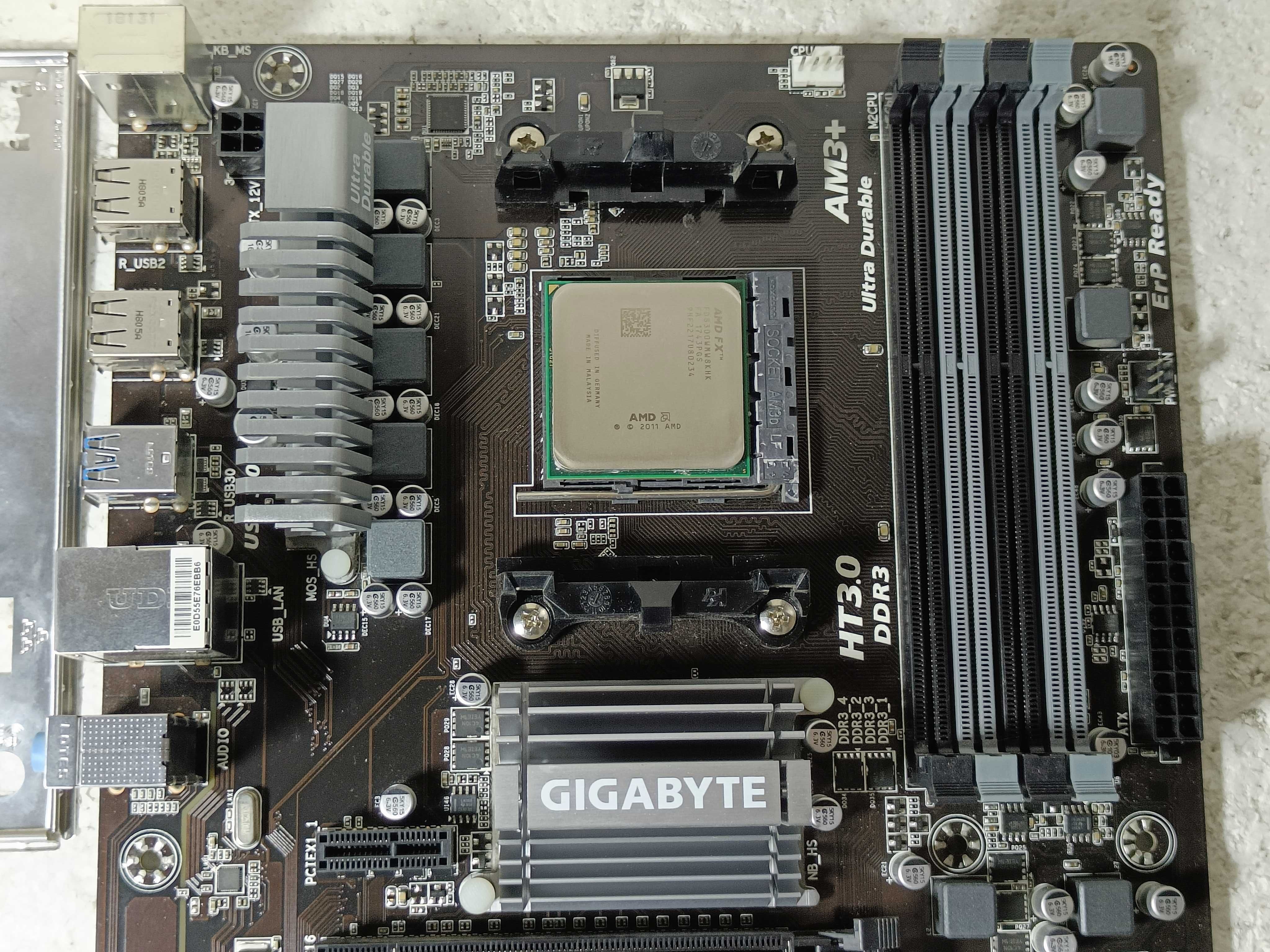 КОМПЛЕКТ Материнк AMD Gigabyte GA-970A-DS3P + проц FX8300 8 ядер sAM3+