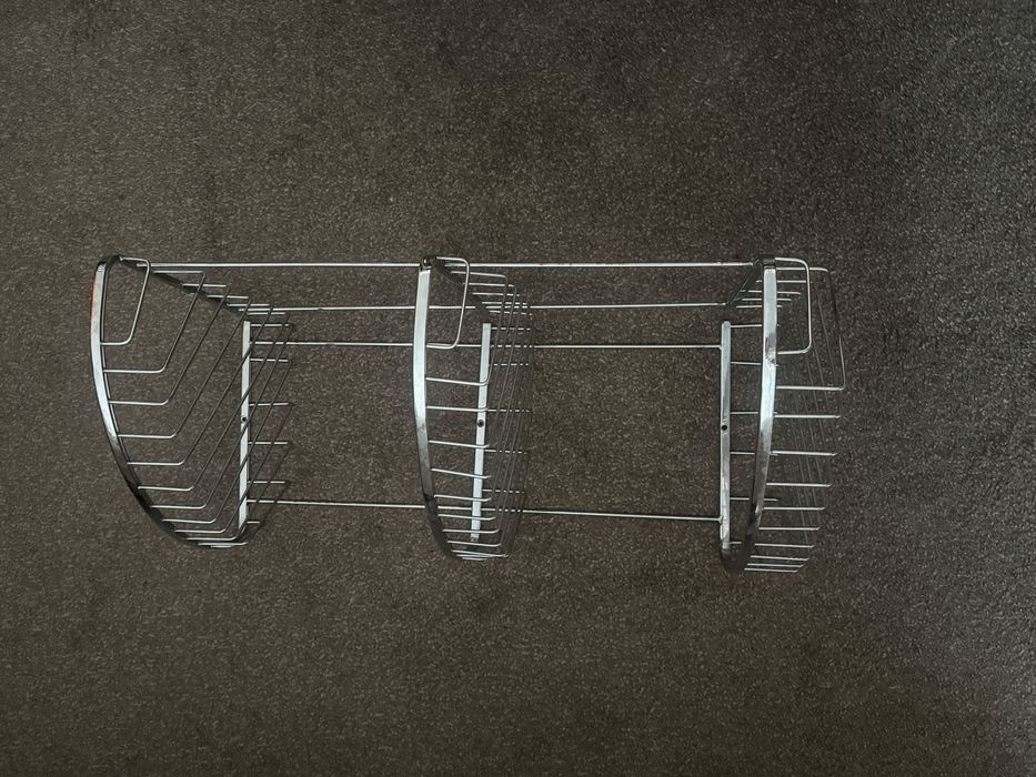 Угловая полка в ванную