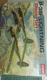 P-38F Lightning 1:48 Academy