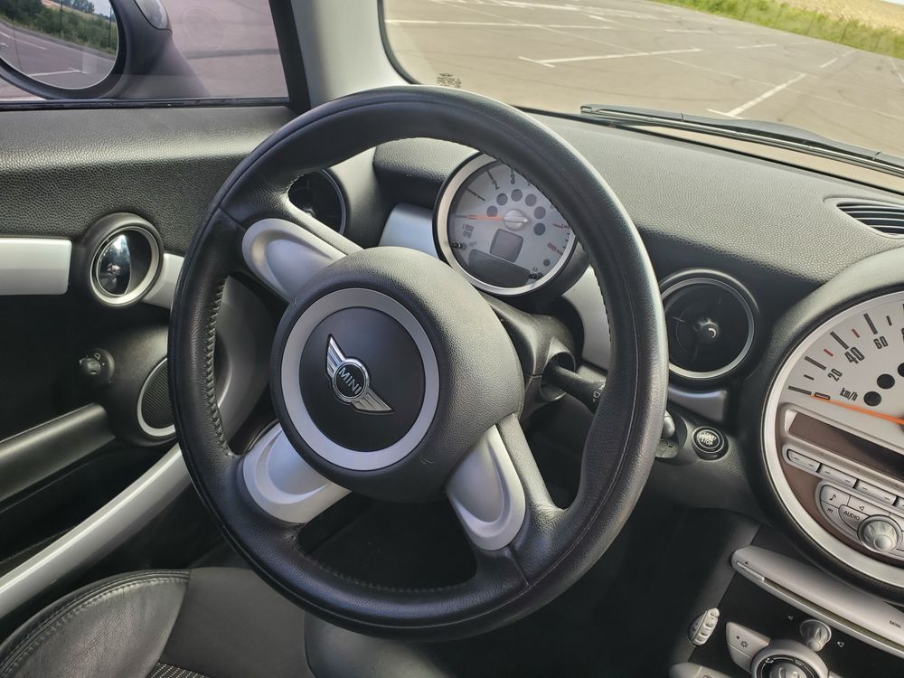 Mini Cooper R56 1.6
