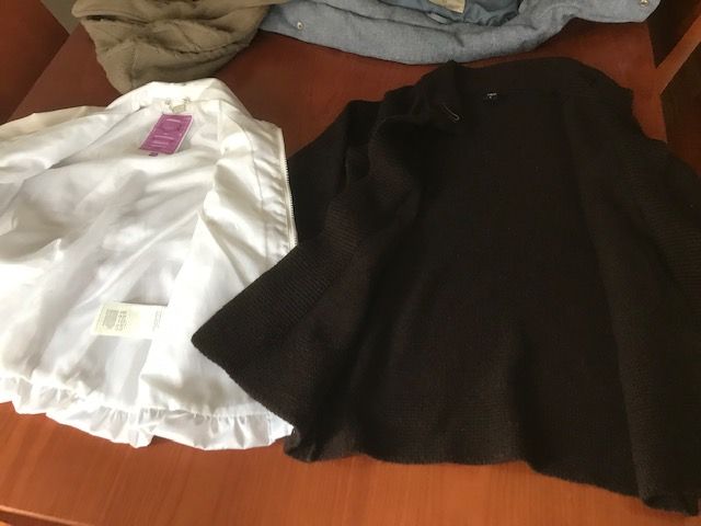 Roupa de menina 6 e 7 anos e casacos
