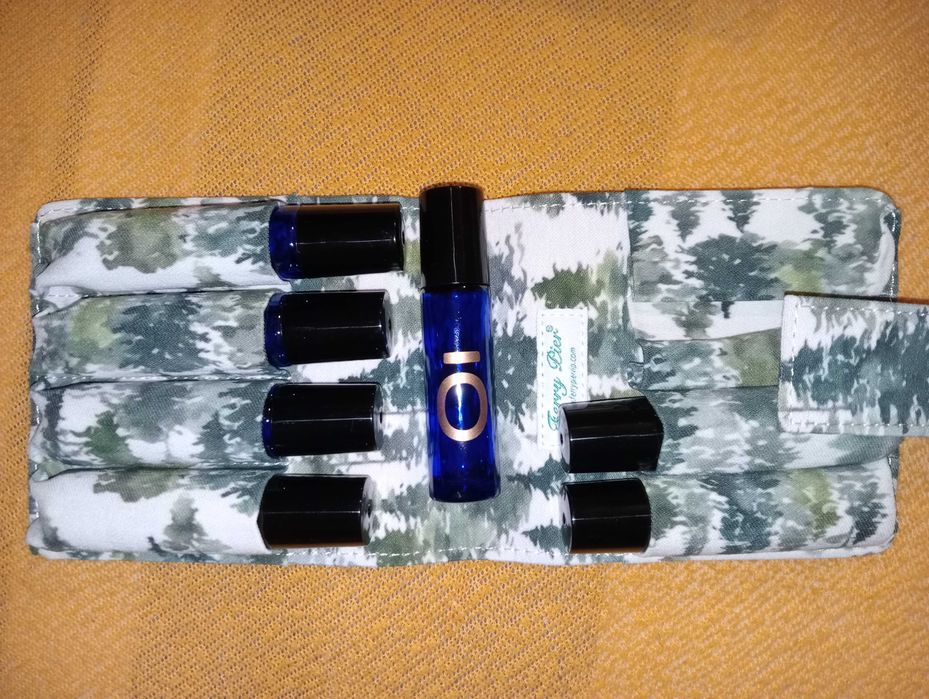 8 sztuk 10 ml Roll On Szklane Butelki na olejki, perfumy+organizer