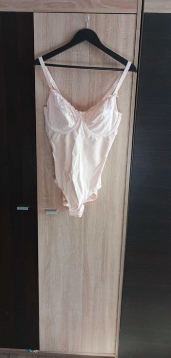 Nr 3 Duże body wyszczuplające.