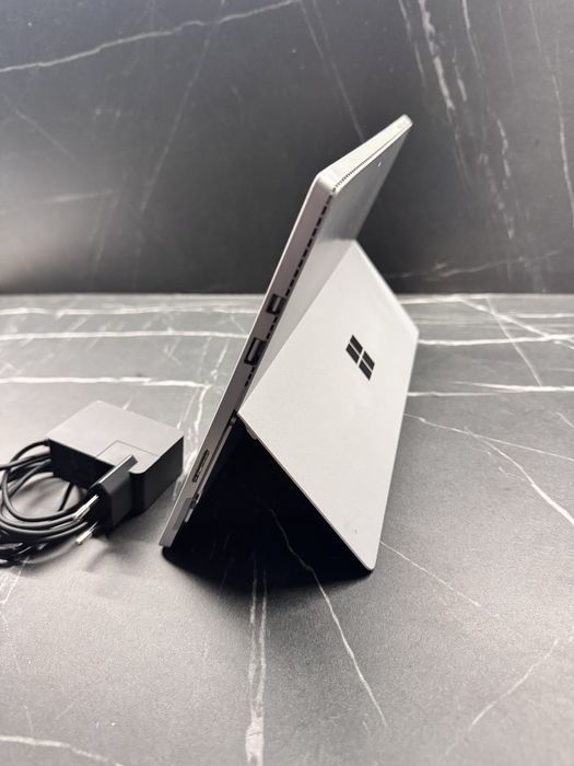 Планшет Microsft Surface Pro 4 12.3” IPS i5-6300U • 8gb • 256gb SSD