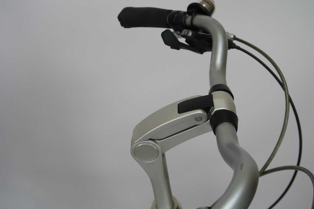 Wygodny rower holenderski Batavus Compass niski przekrok Alivio