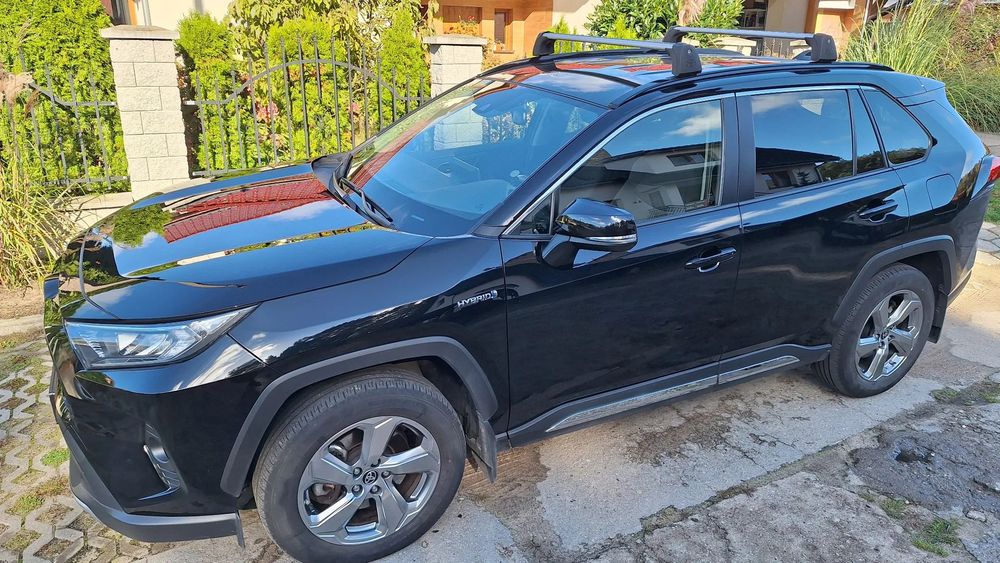 Toyota RAV4 Pierwszy właściciel, mały przebieg, na gwarancji Toyota Relax