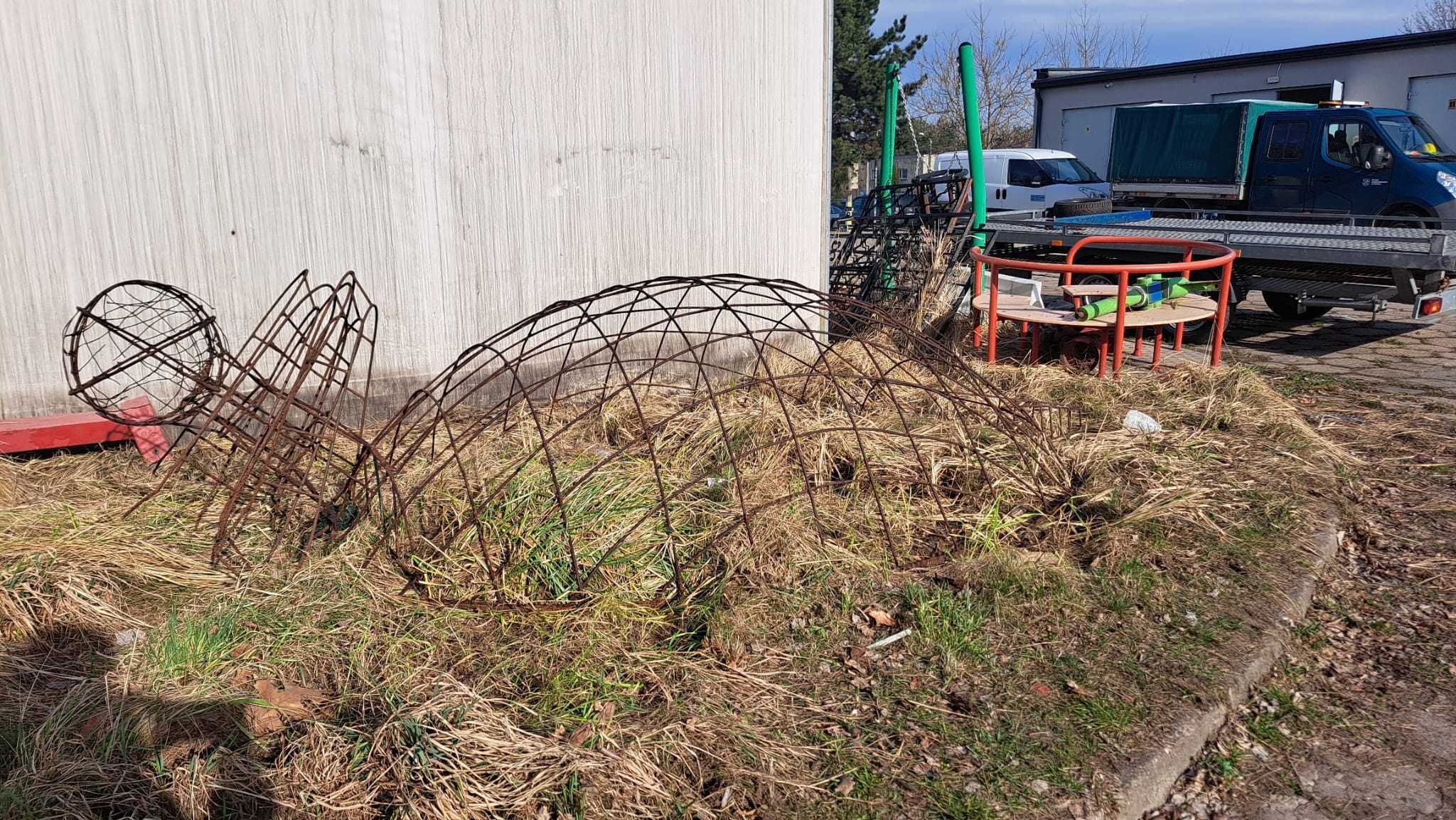 Konstrukcja metalowa żółw