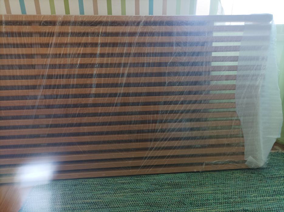 Cabeceira de cama Mandal - IKEA (madeira)