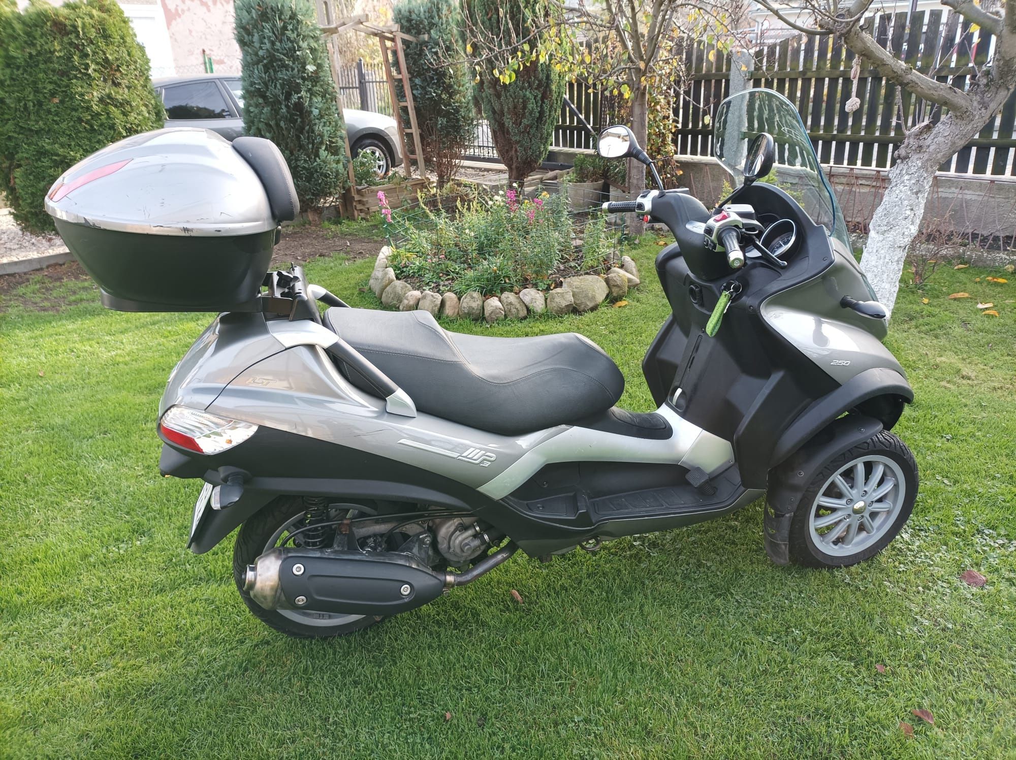 Piaggio MP3 2009
