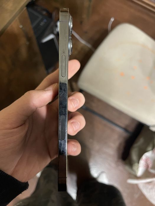 Iphone 13 pro max  ( торг принимается )