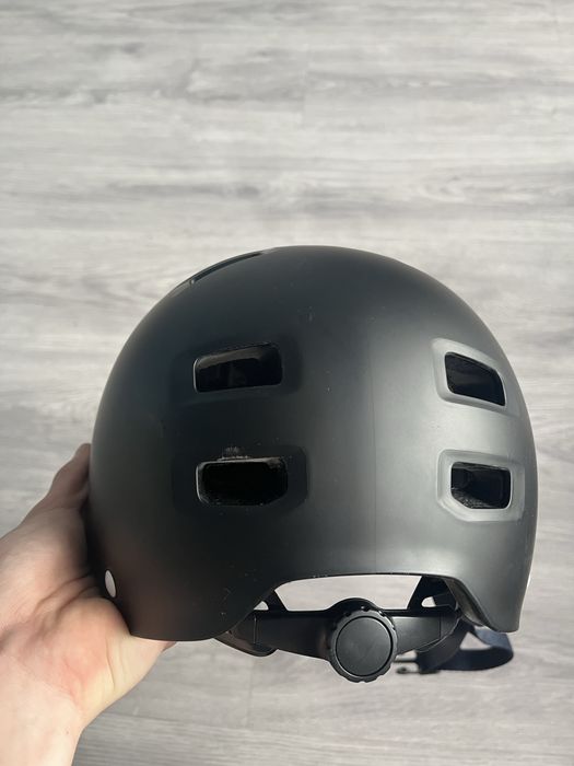 Kask orzeszek oxelo nowy roz.M