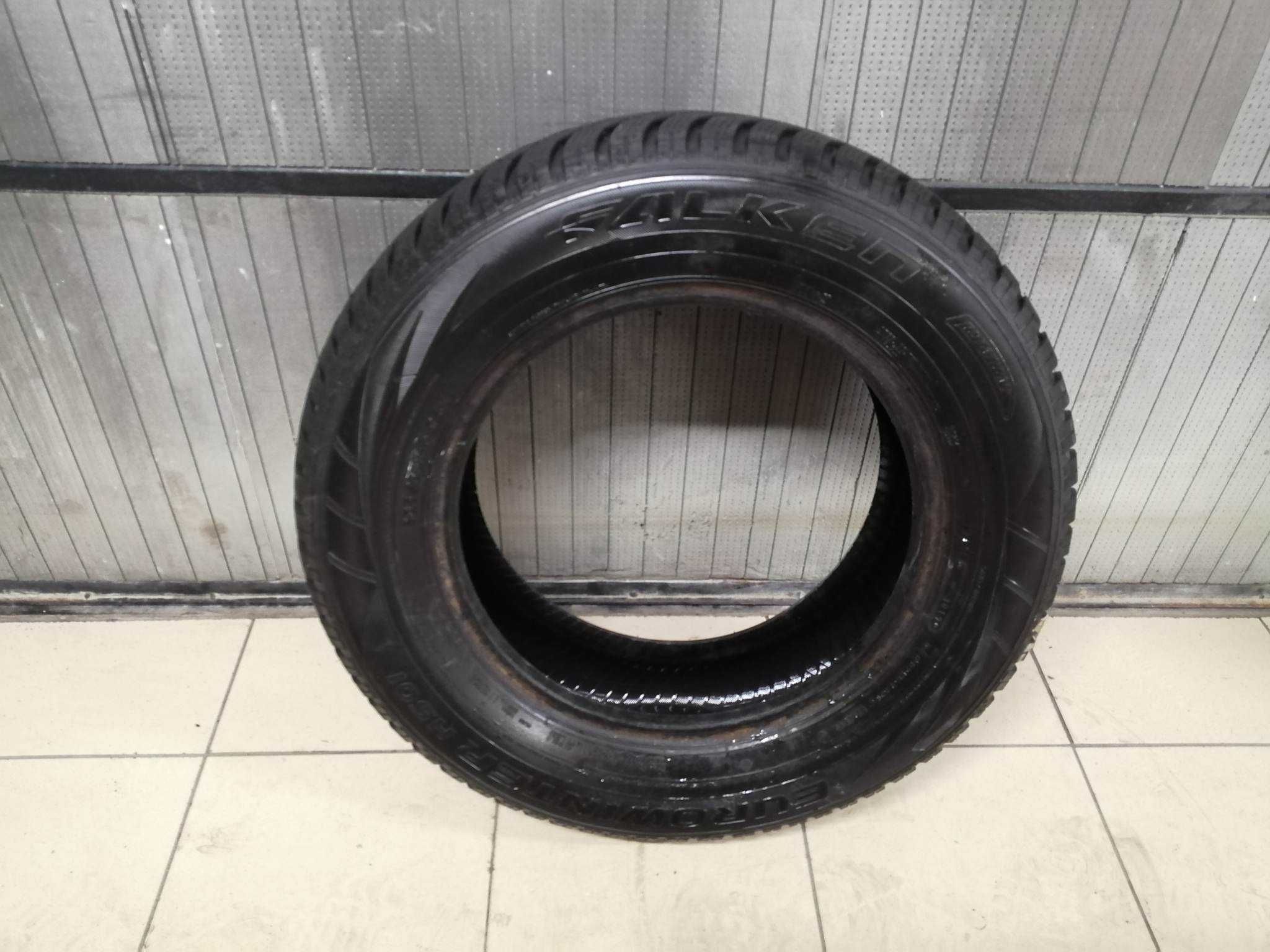 Opona pojedynka 205/65r15 94H FALKEN EUROWINTER HS01