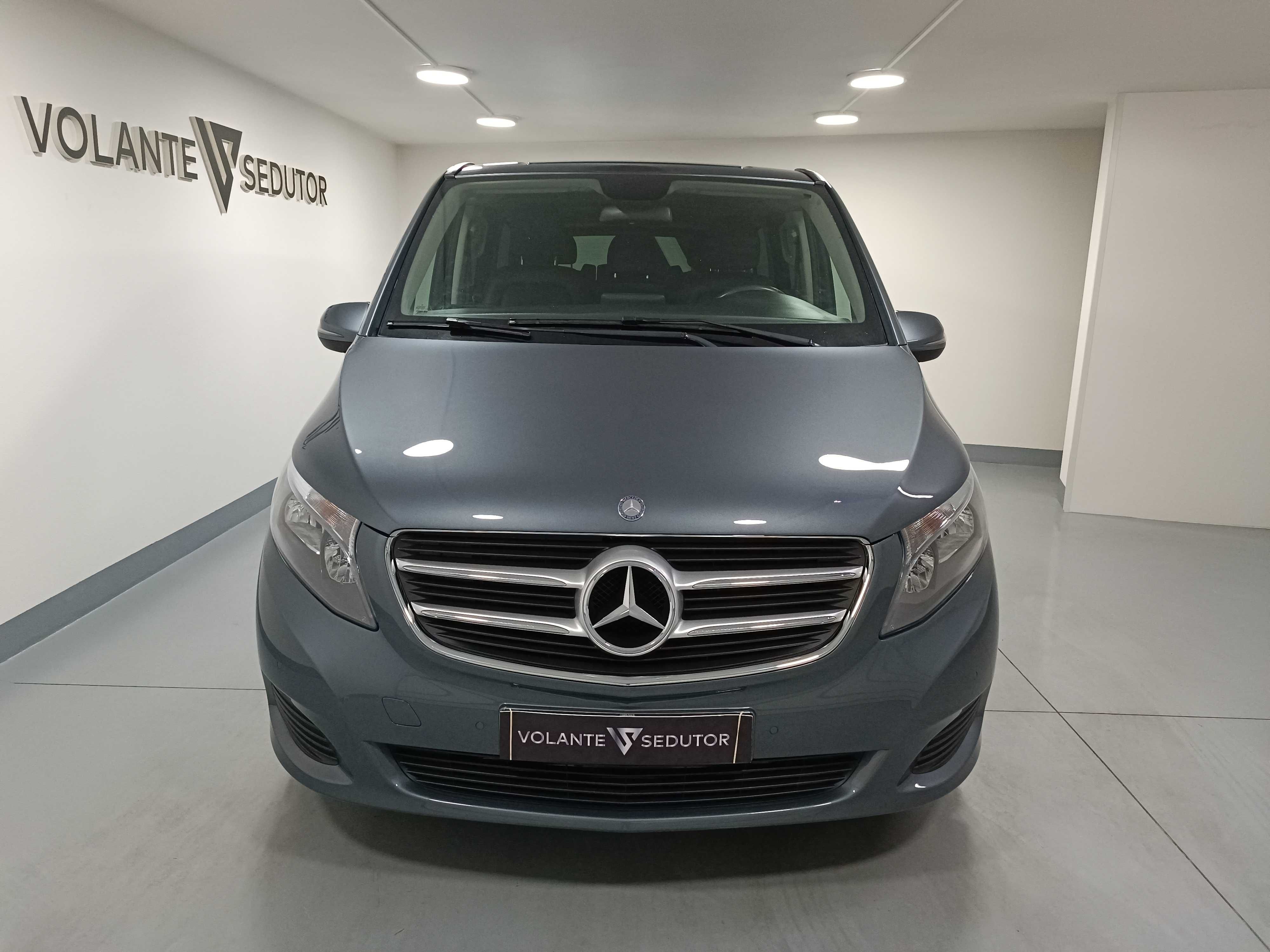 MERCEDES - BENZ V220 D EXCLISIVE AUT.