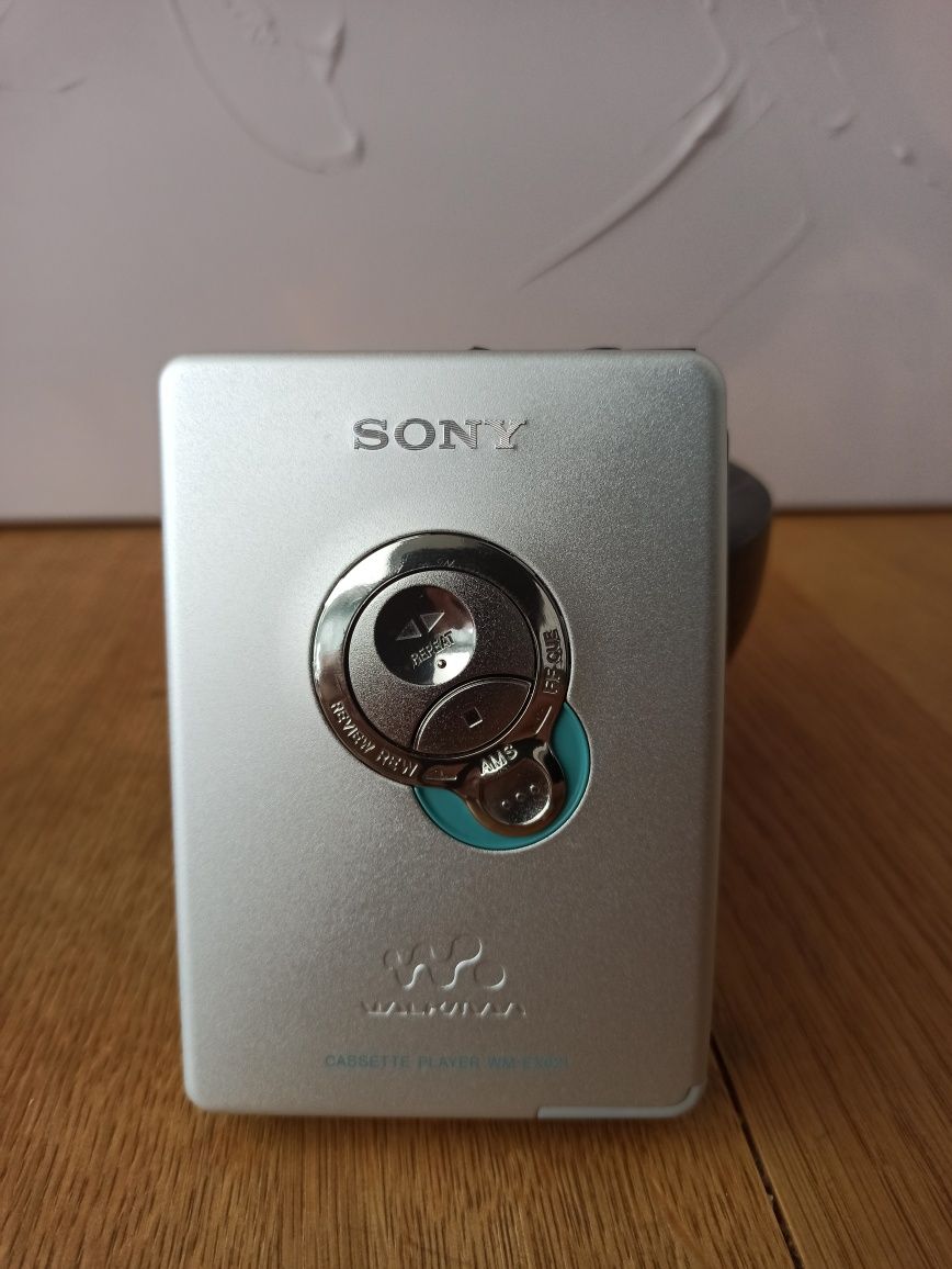 Кассетный плеер Sony WM-EX 621