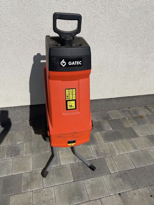 Rozdrabniacz do gałęzi, rębak ogrodowy GT 145 RE