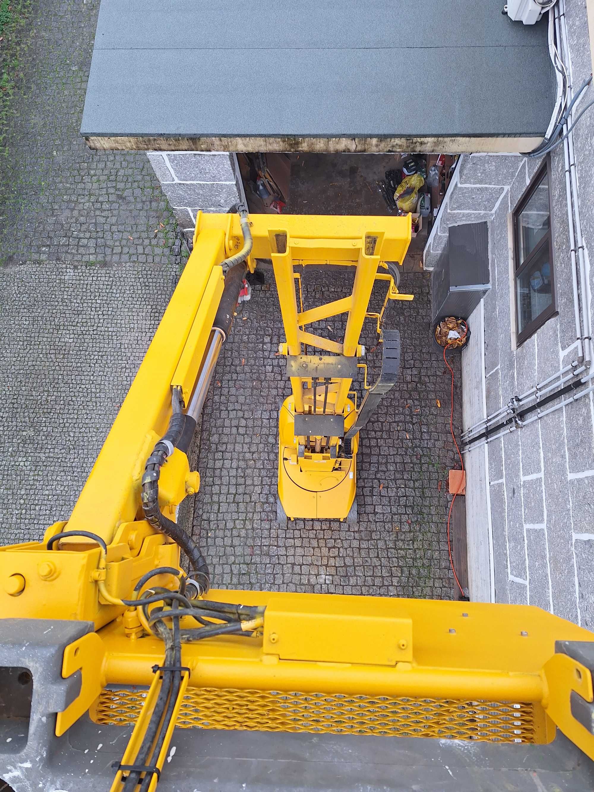 Elevatoria jlg toucan 8 giratoria