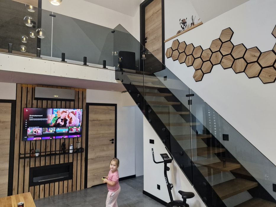 balustrady szklane samonośne / daszki szklane / zabudowy szklane