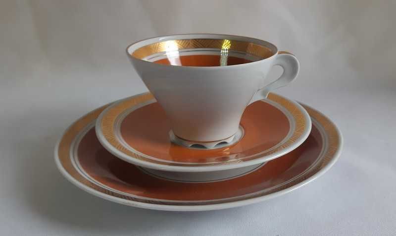 Чайный фарфоровый набор из трех предметов Герен, Тюрингия 50-е г.