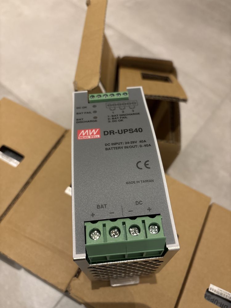 Mean Well DR-UPS40