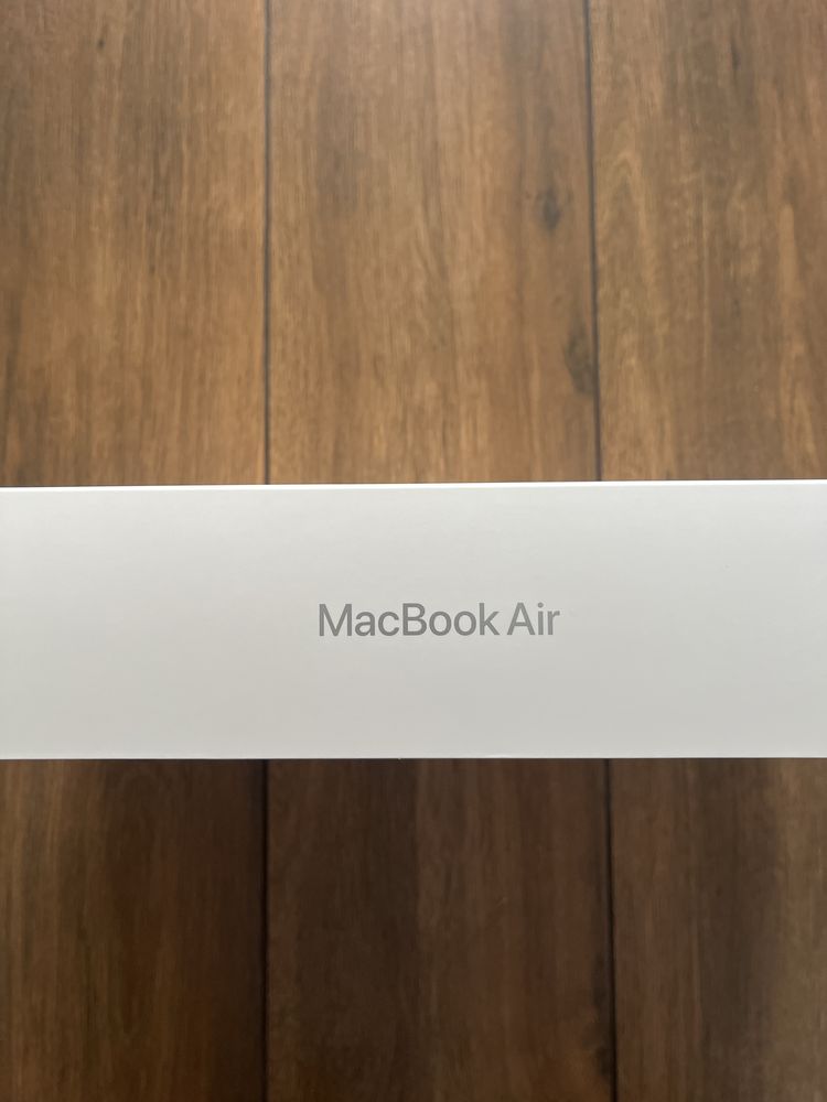 Macbook Air 15” M4 16/512 GB QWERTY kupiony w Polsce kolor błękitny