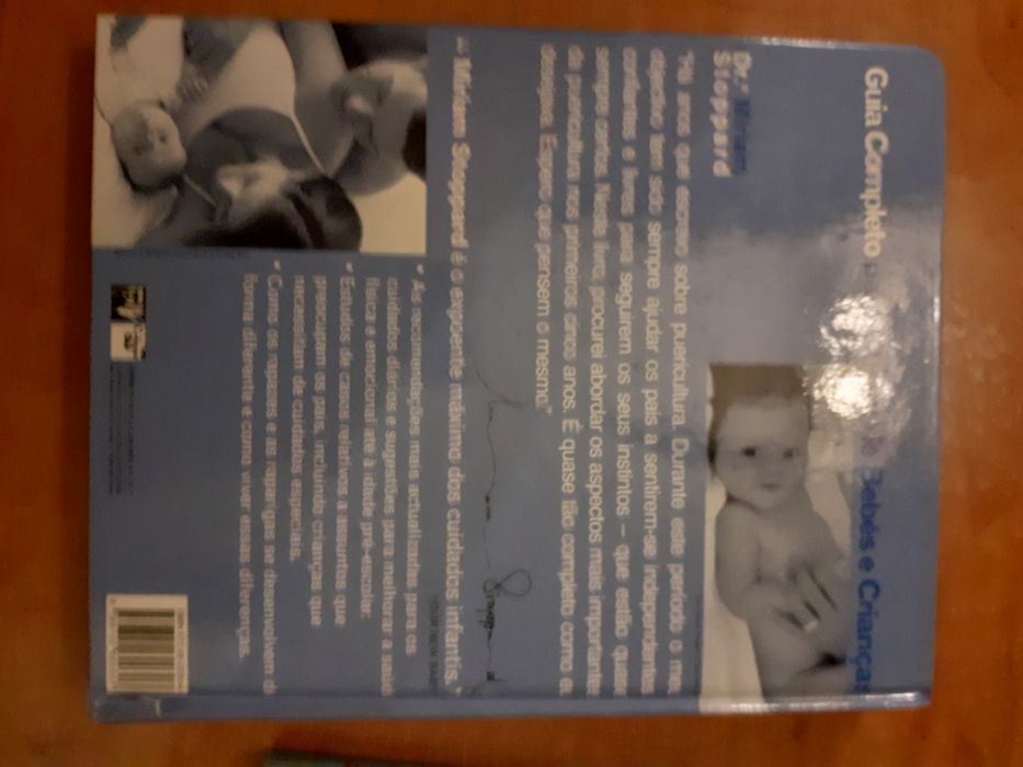 Livro guia para cuidar de bebés (oferta livro pequeno)