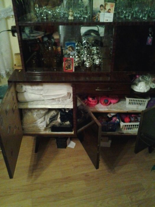 Kredens pokojowy lata 70