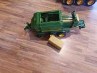 Prasa 690 JohnDeere