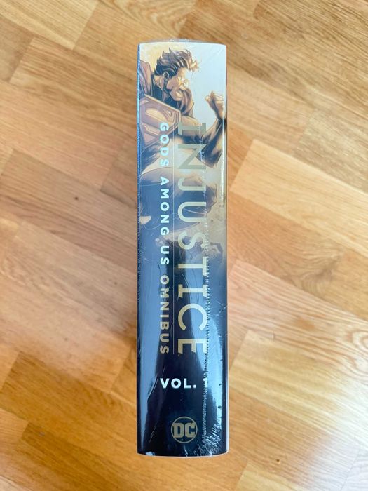 Injustice Omnibus vol 1