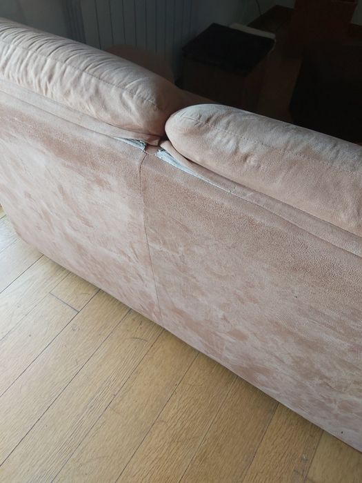 Terno de Sofás  em curtisane só hoje 60 euros