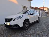 Peugeot 2008 1.2 PureTech Style