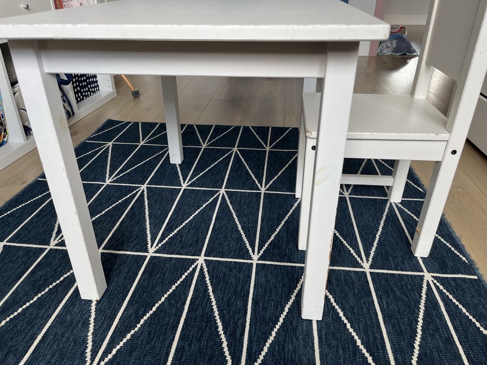 Ikea Sundvik stolik dzieciecy i krzeselko biale