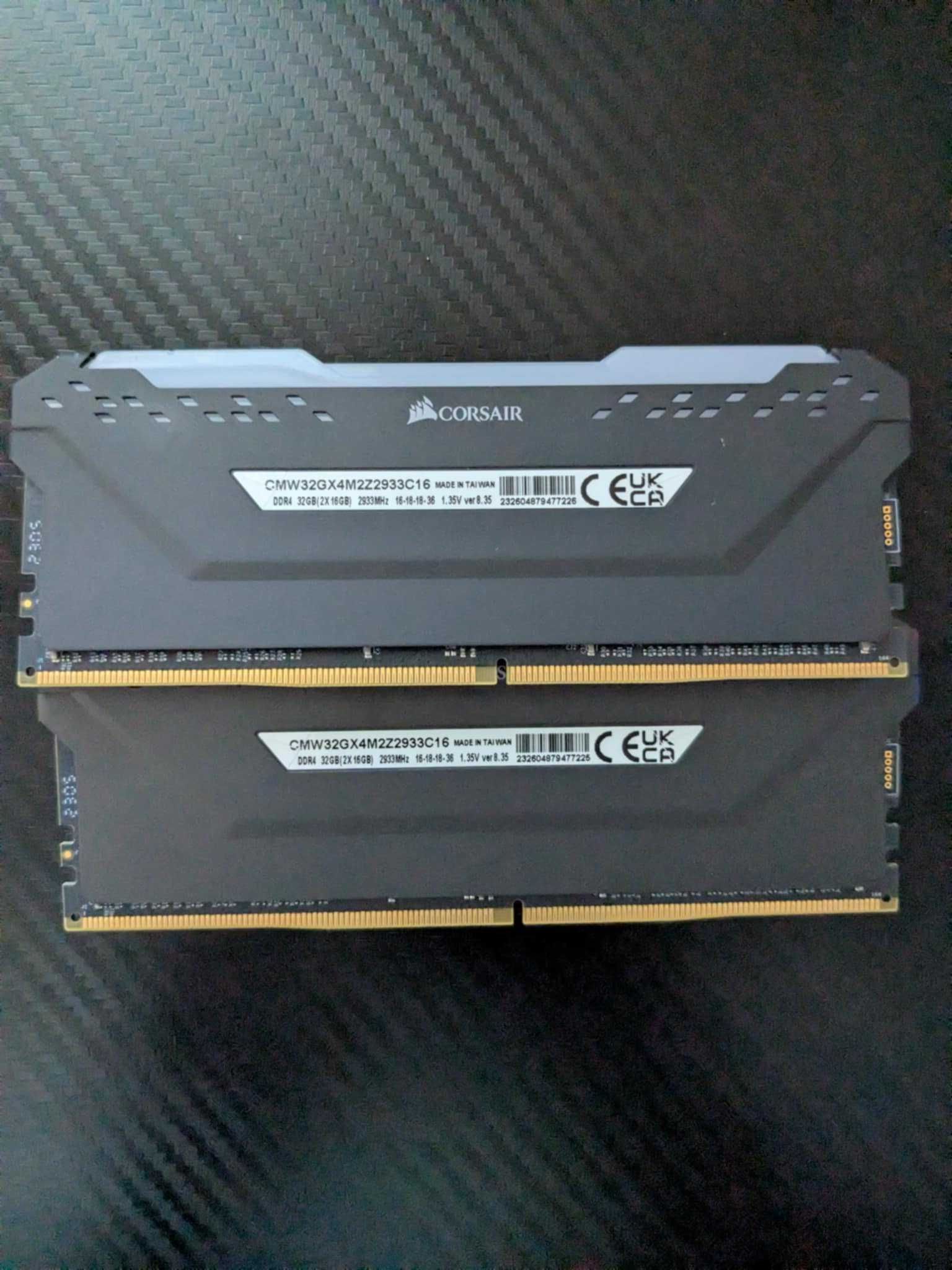 Corsair Vengeance RGB Pro 32GB (2x16GB) DDR4 2933MHz CL16