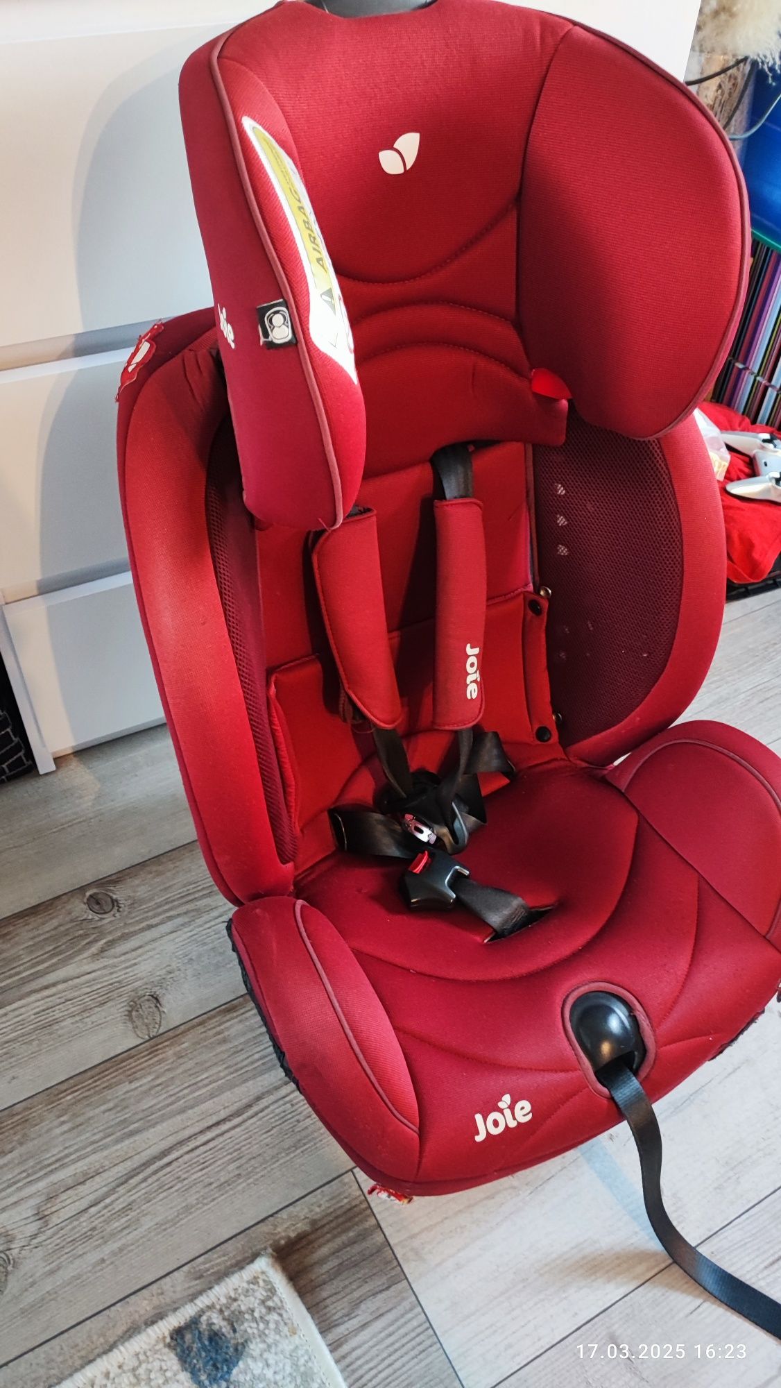 Fotelik samochodowy Joie 0-25