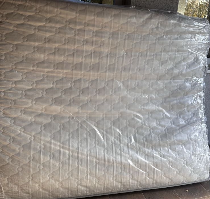 Матрас 160*200, вживаний.