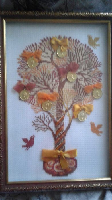 Продам вышитые  картины