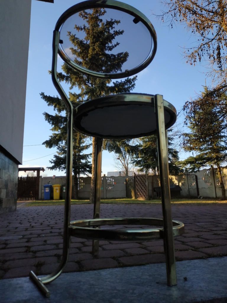 Taboret z stolikiem