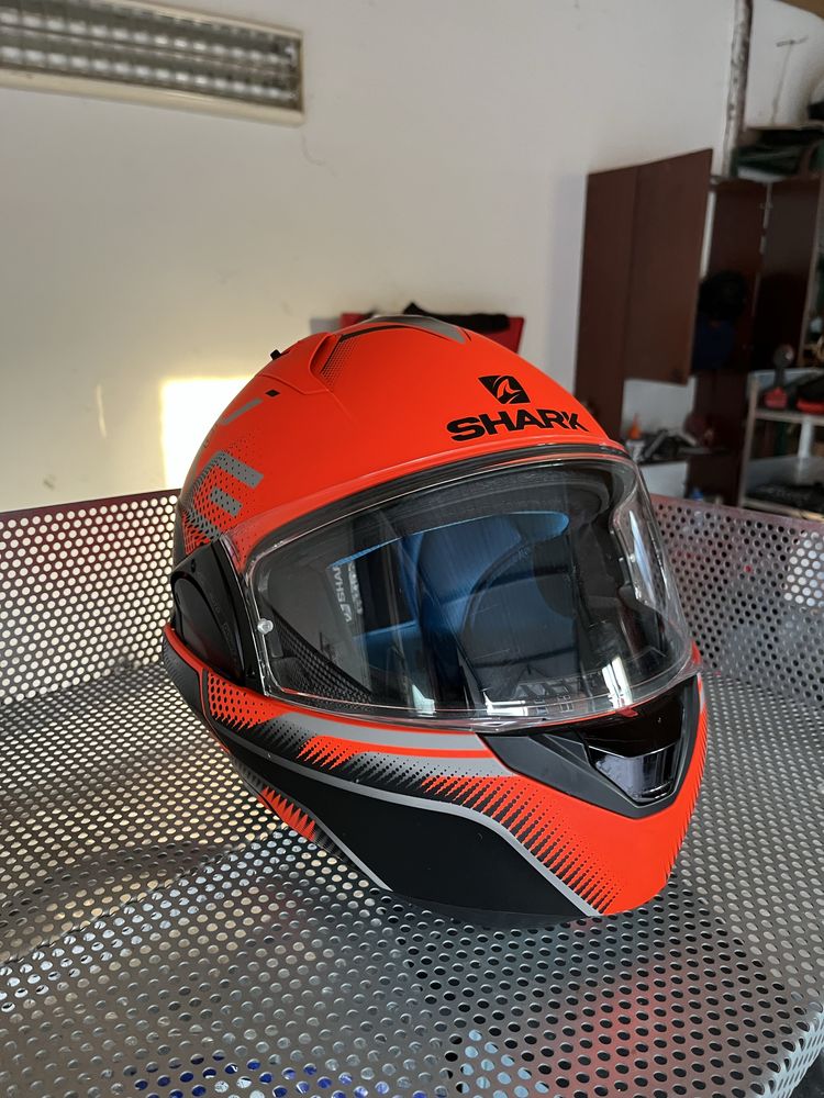 Kask motocyklowy wyscigowy Shark M