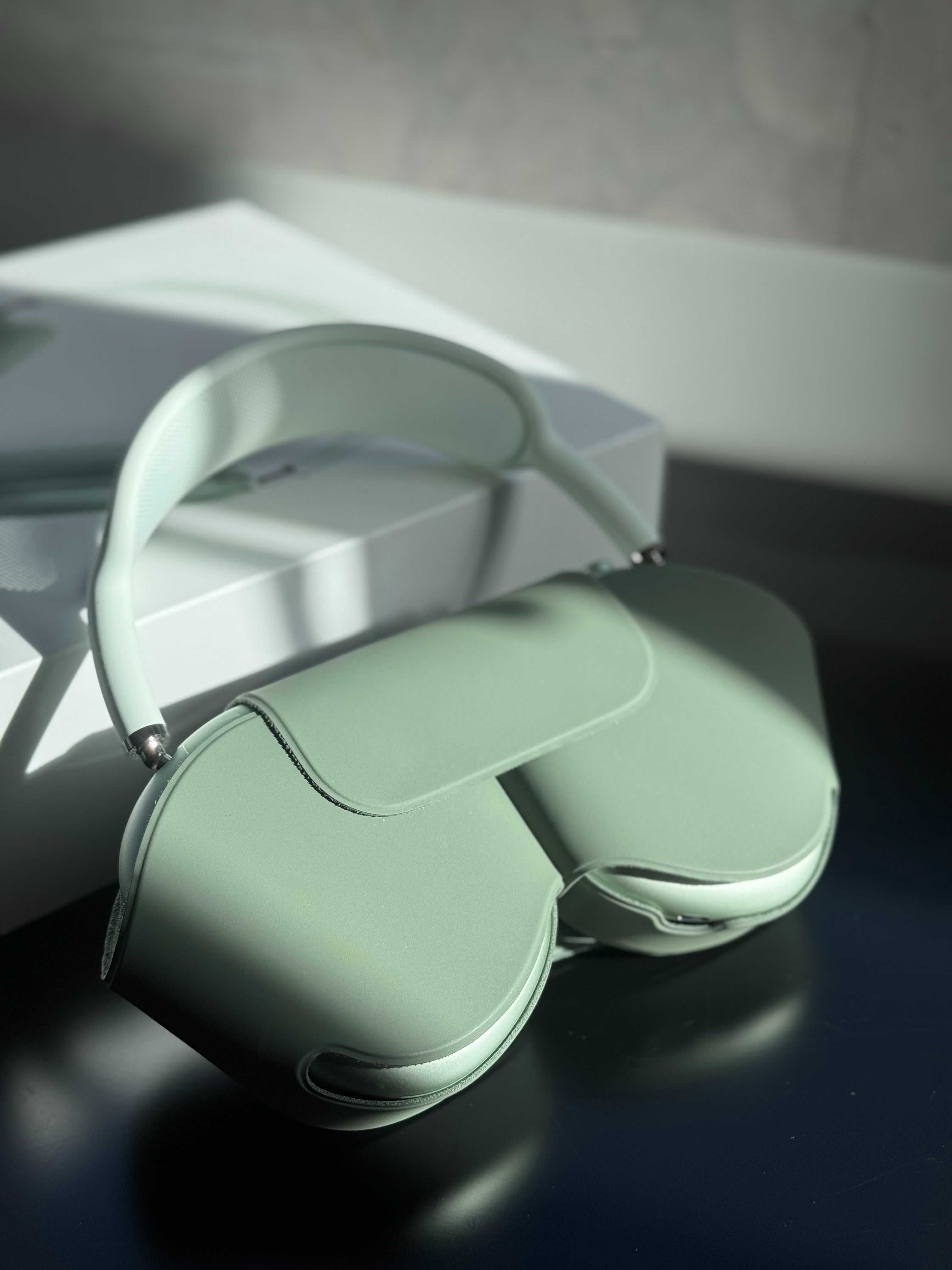 Airpods Max. Green color. New