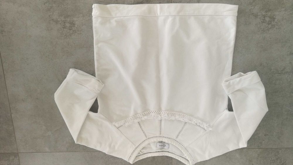 Biała bluza M Reserved