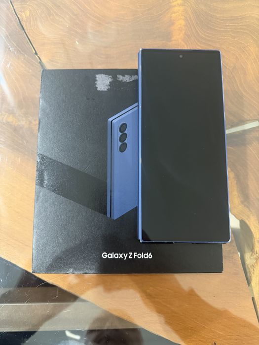 Samsung Fold 6 512 GB duzo dodatkow