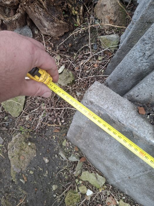 Oddam za darmo - plyty betonowe (gruz, ogrodzenie)