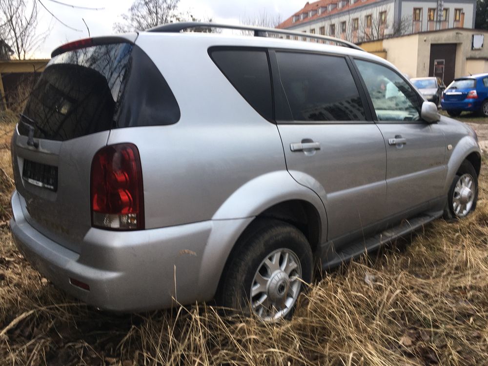 SsangYong rexton 2.7 diesel 2005 rok w całości lub na części 4900 zł